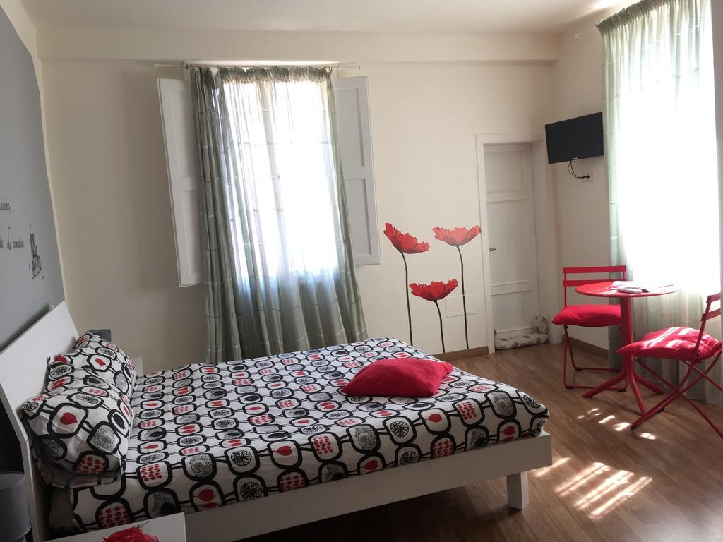 L'Iris B&B ルッカ エクステリア 写真